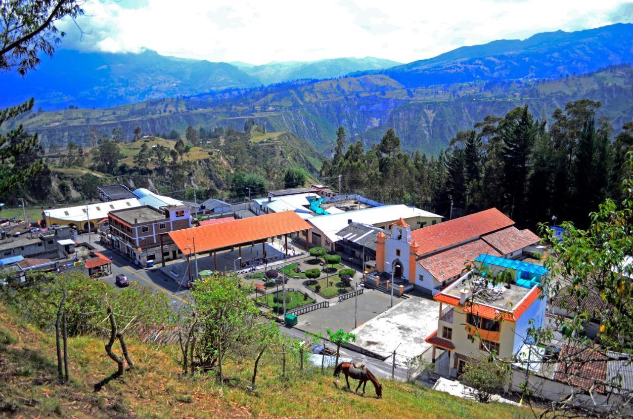 Lagoon Hotel Chugchilán Esterno foto