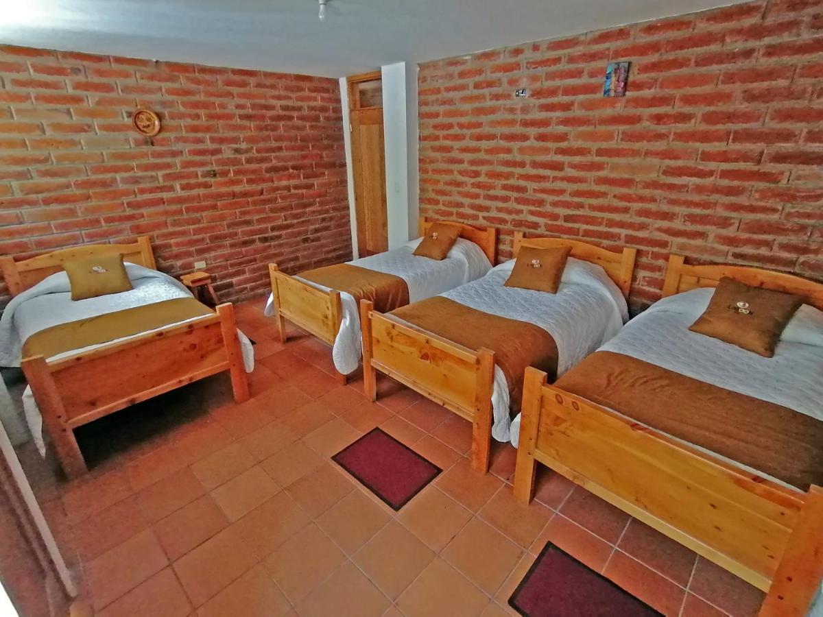 Lagoon Hotel Chugchilán Esterno foto