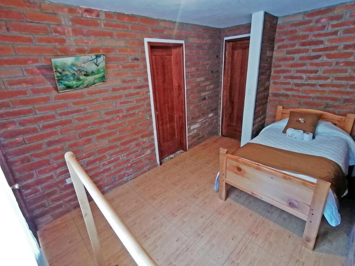 Lagoon Hotel Chugchilán Esterno foto
